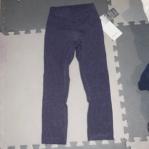 Lululemon 21” leggings